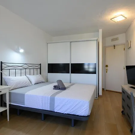 Twilight Dreams 2 Apartment